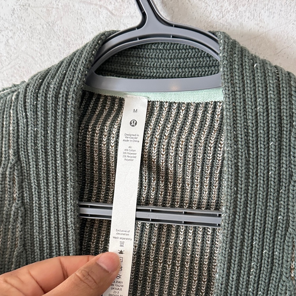 lululemon athletica Dark Green Women's Cardigan - Picture 2 of 2